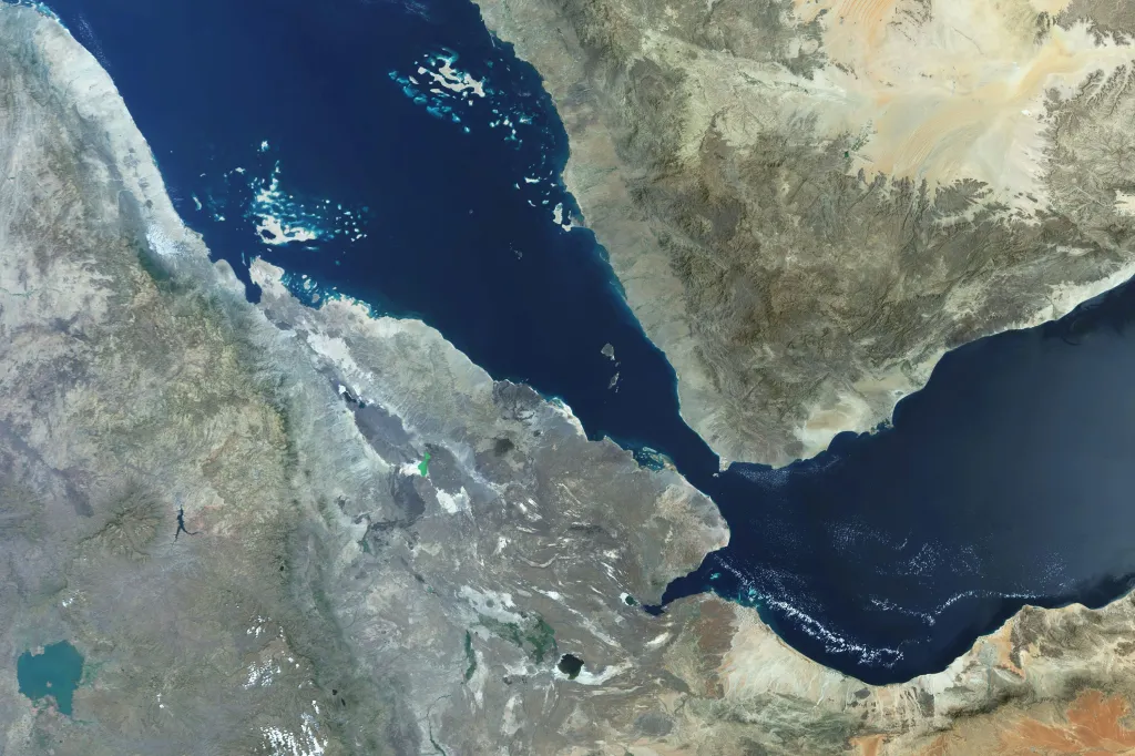 Houthis tomam nova cidade e ameaçam rota vital para o petróleo